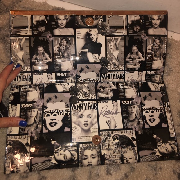 Marilyn Monroe Black and White Clutch - Picture 5 of 6